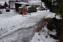 VODA OB SMUČIŠČU PROTI HIŠAM NA  SAVSKI CESTI